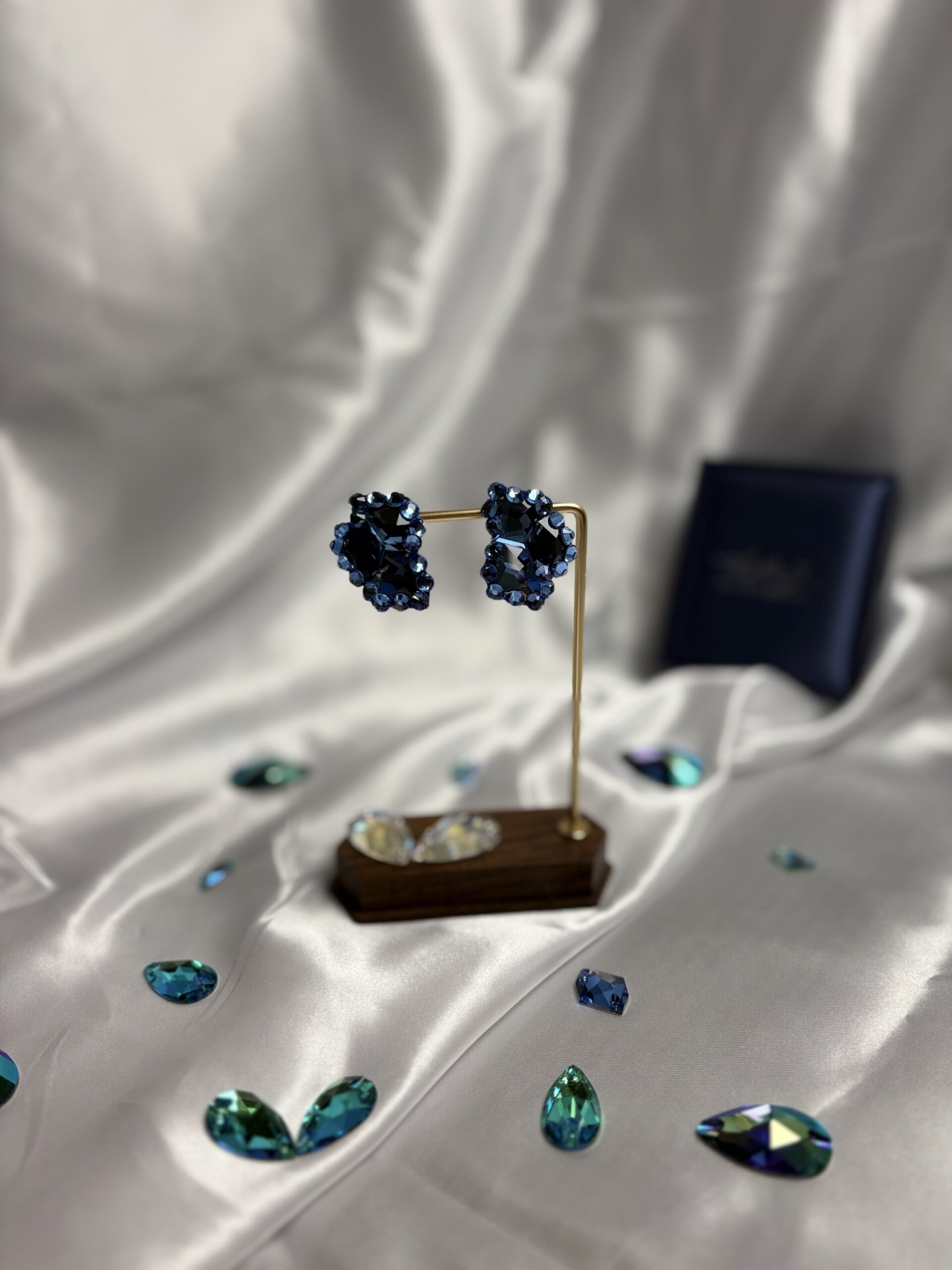 MIDNIGHT REGALIA - 画像 (4)